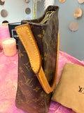 LOUIS VUITTON Monogram Looping MM
