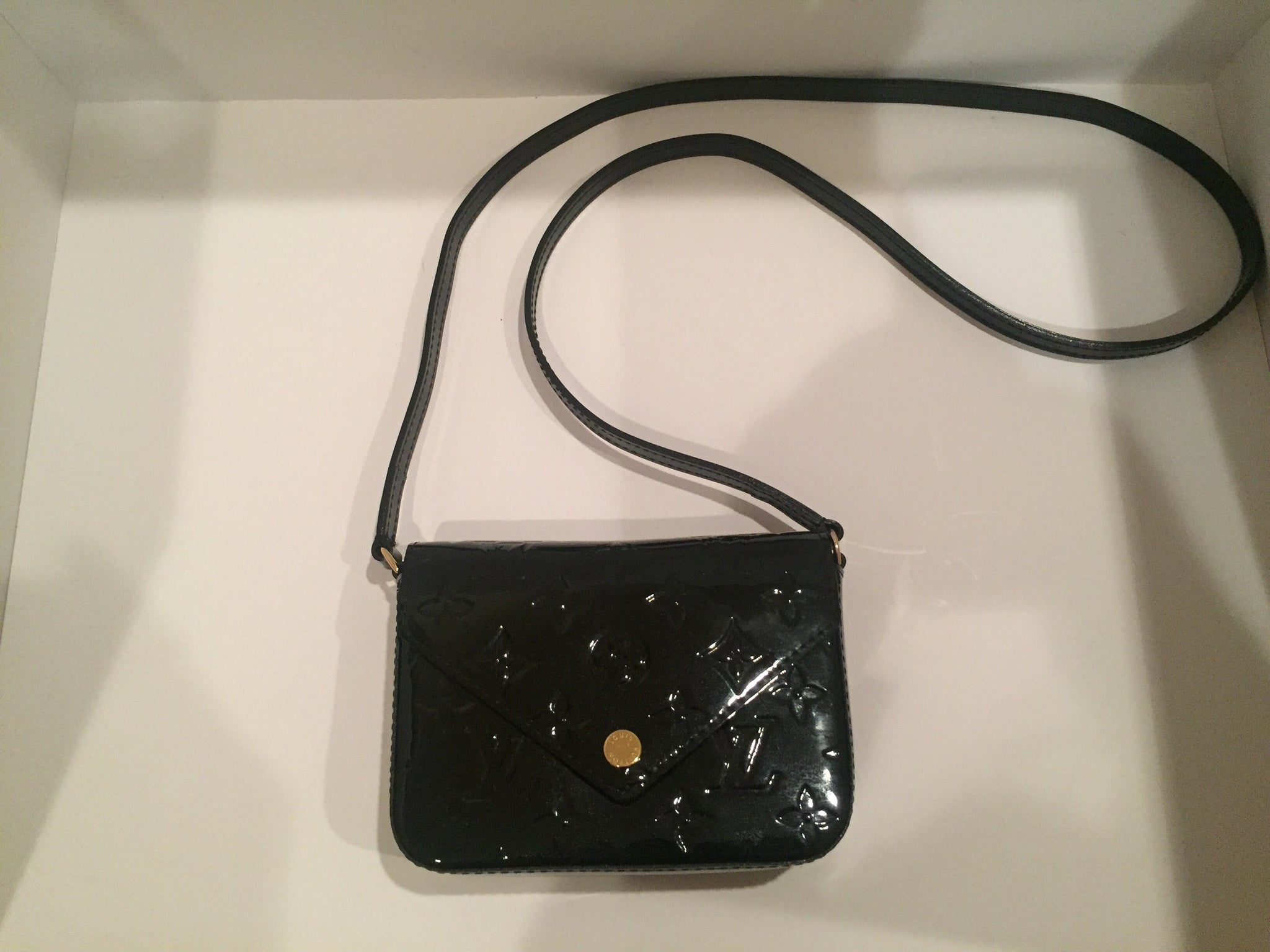 Louis Vuitton Monogram Vernis Mini Sac Lucie Crossbody Bag - Gold